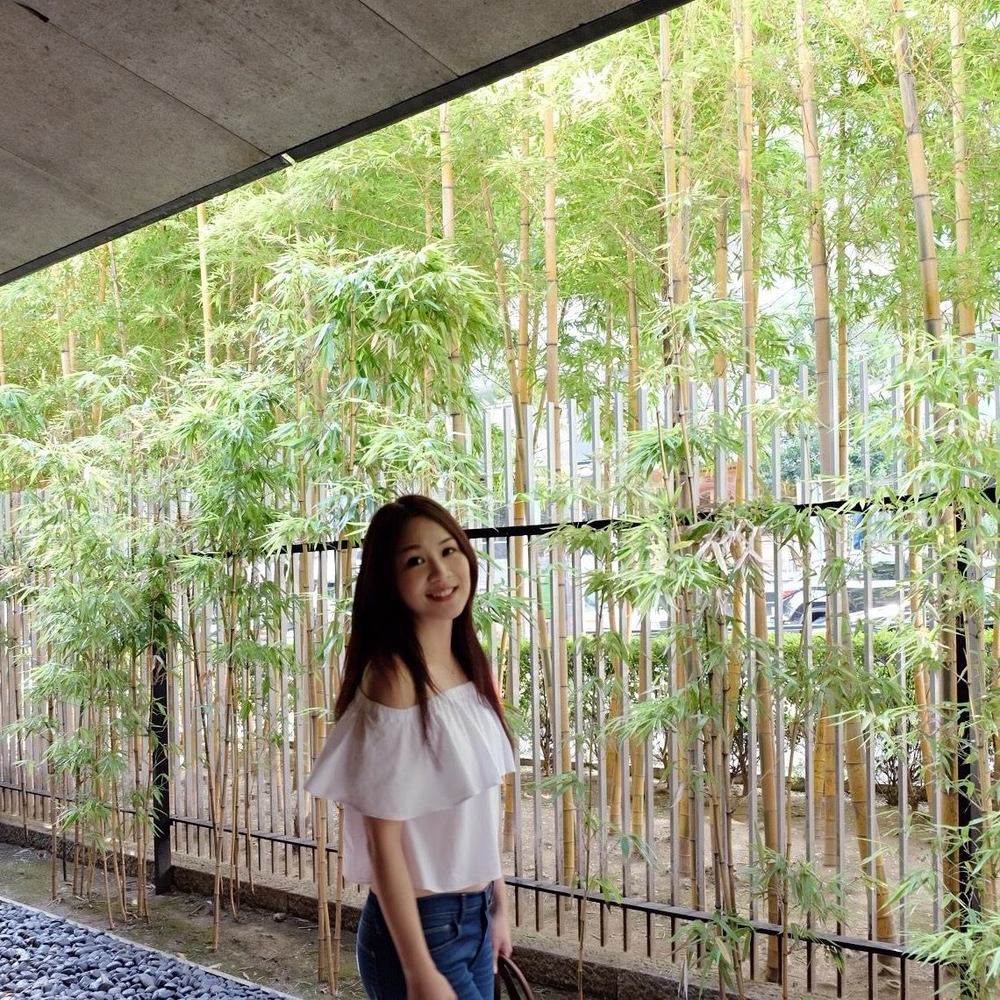 Meet your Posher, Christy